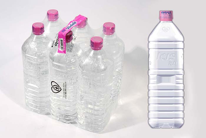 롯데칠성음료는 국내 최초로 무라벨 생수 ‘아이시스8.0 에코’를 출시하며 기업 및 제품의 브랜드 가치를 상승시키려 노력했다.