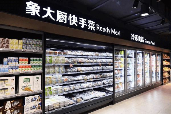 중국 음식배달 브랜드 메이퇀(meituan)이 운영하는 신선 식품 슈퍼마켓 샤오샹 프레시(Xiaoxiang Fresh)에서 간편식 브랜드 샹다추(象大厨, 코끼리셰프)을 진열 판매하고 있다.  사진=메이퇀 홈페이지